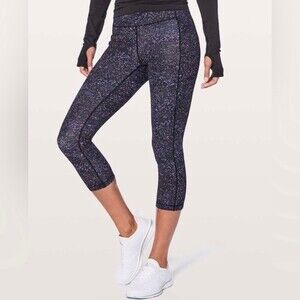 Lululemon Purple Dot Print Speed Up Cropped Leggings Mid rise Size 4 - EUC
